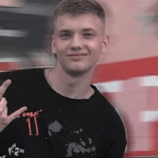Святослав, 21, Купино