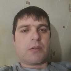 Виктор, 39, Долинск