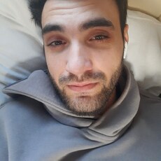 Владлен, 31, Новоржев