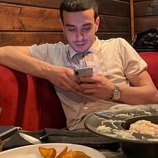 Артемий, 24, Судак