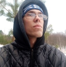 Арсений, 23, Славск