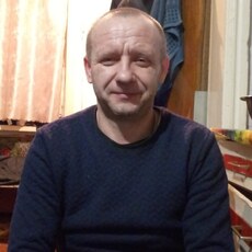 Максим, 47, Артёмово