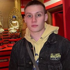 Лёша, 23, Серов