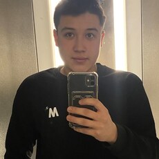 Костя, 21, Королёв
