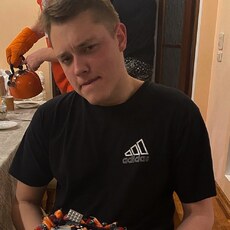Арсений, 21, Дюртюли