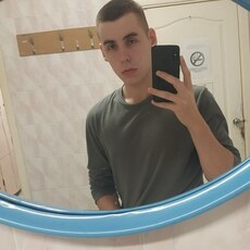 Валя, 23, Донецк (ДНР)
