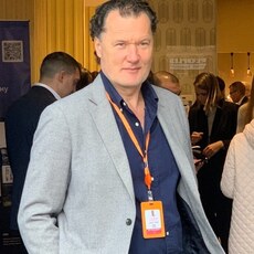 Валера, 43, Попасная