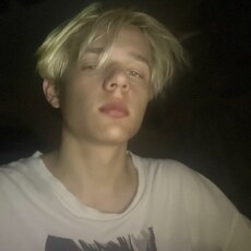Адам, 21, Уварово