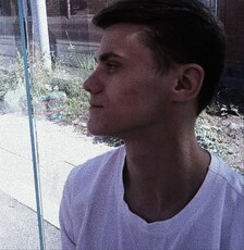 Ден, 21, Алушта