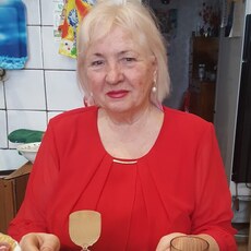 Мила, 69, Белый