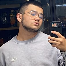Евгений, 19, Мариинск