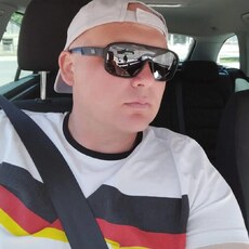 Лаврентий, 33, Горское