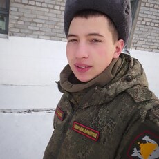 Денис, 21, Новопавловск