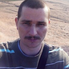 Иван, 38, Углегорск (ДНР)